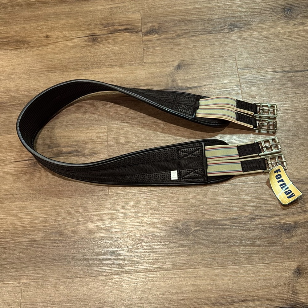 NWT Formation Air Formed Elasticized Girth. Size 52" Black